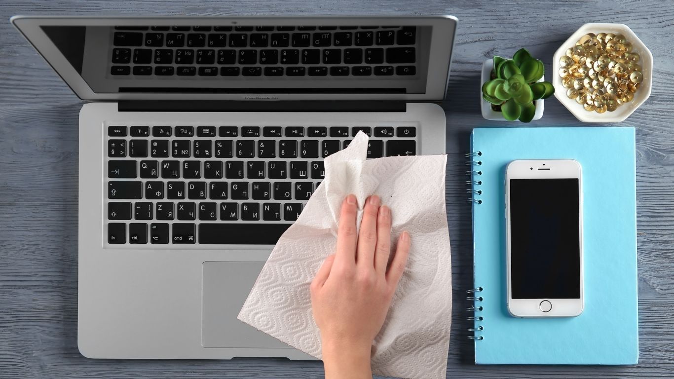 MacBook liquid damage repair services (7)